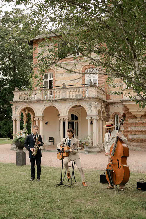 Trio Jazz Manouche pour Mariage dans le parc d'un Château